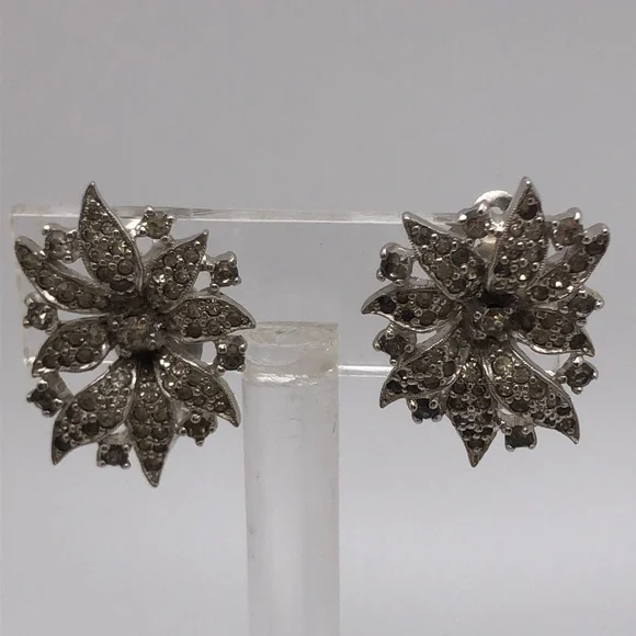 VTG Jomaz Silver Rhinestones Elegant Clip on Earrings